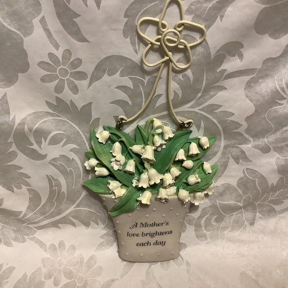 Sheer Inspiration item no 28913 mother decorative lily of the valley flower pot - Picture 4 of 6